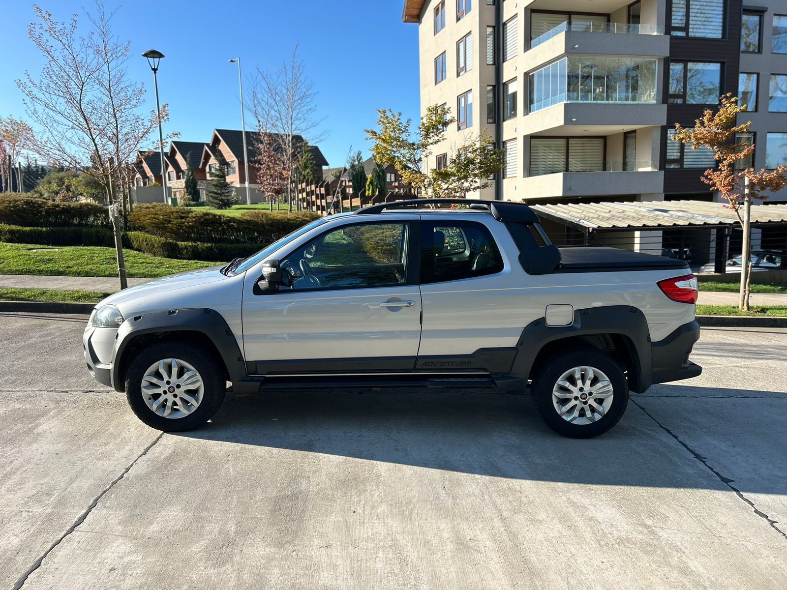 Fiat Strada — foto 2 de 9
