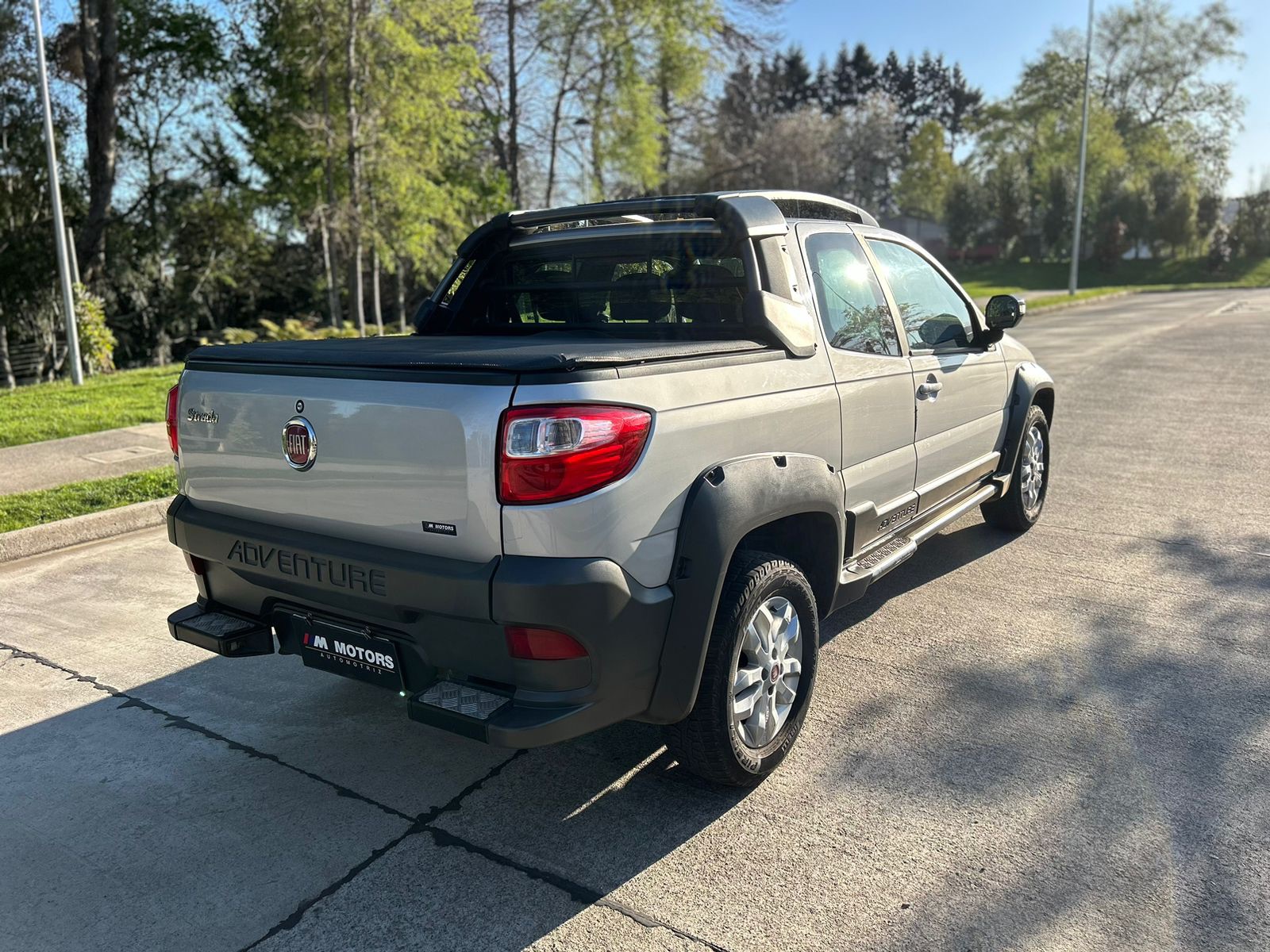 Fiat Strada — foto 7 de 9