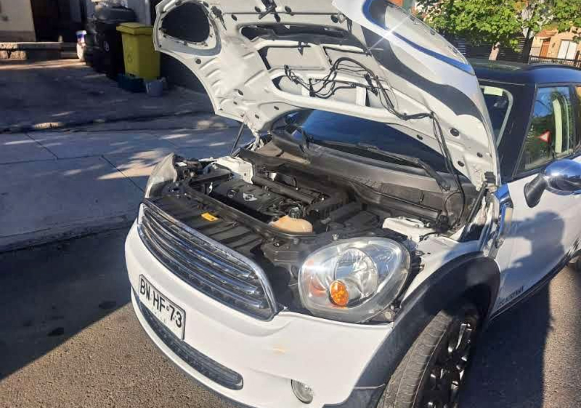 MINI Cooper — foto 4 de 19