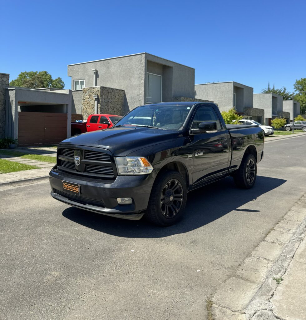 Dodge Ram — foto 3 de 12