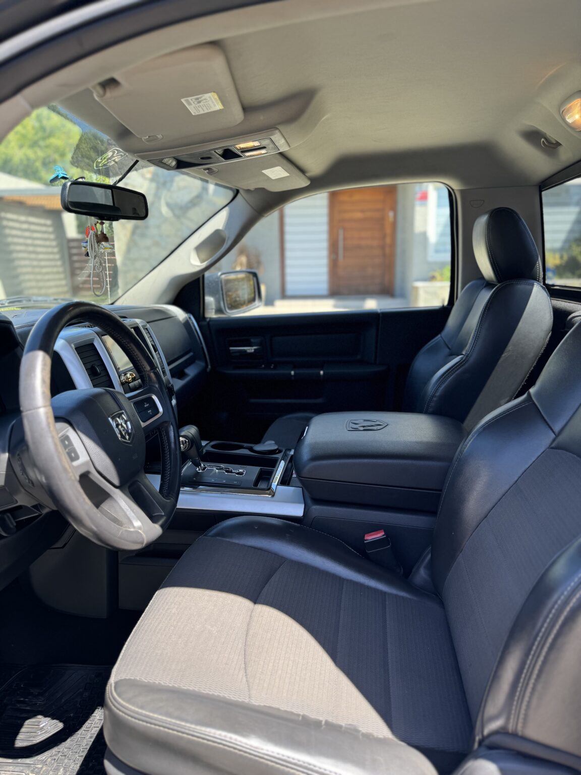 Dodge Ram — foto 8 de 12