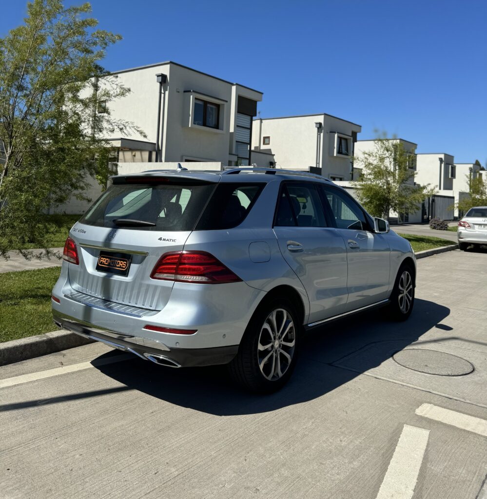 Mercedes-Benz Gle 4Matic — foto 4 de 12