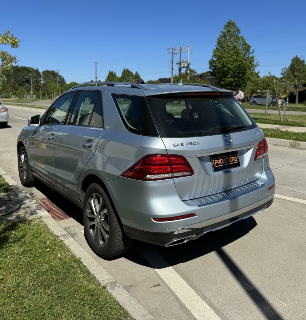 Mercedes-Benz Gle 4Matic — foto 5 de 12