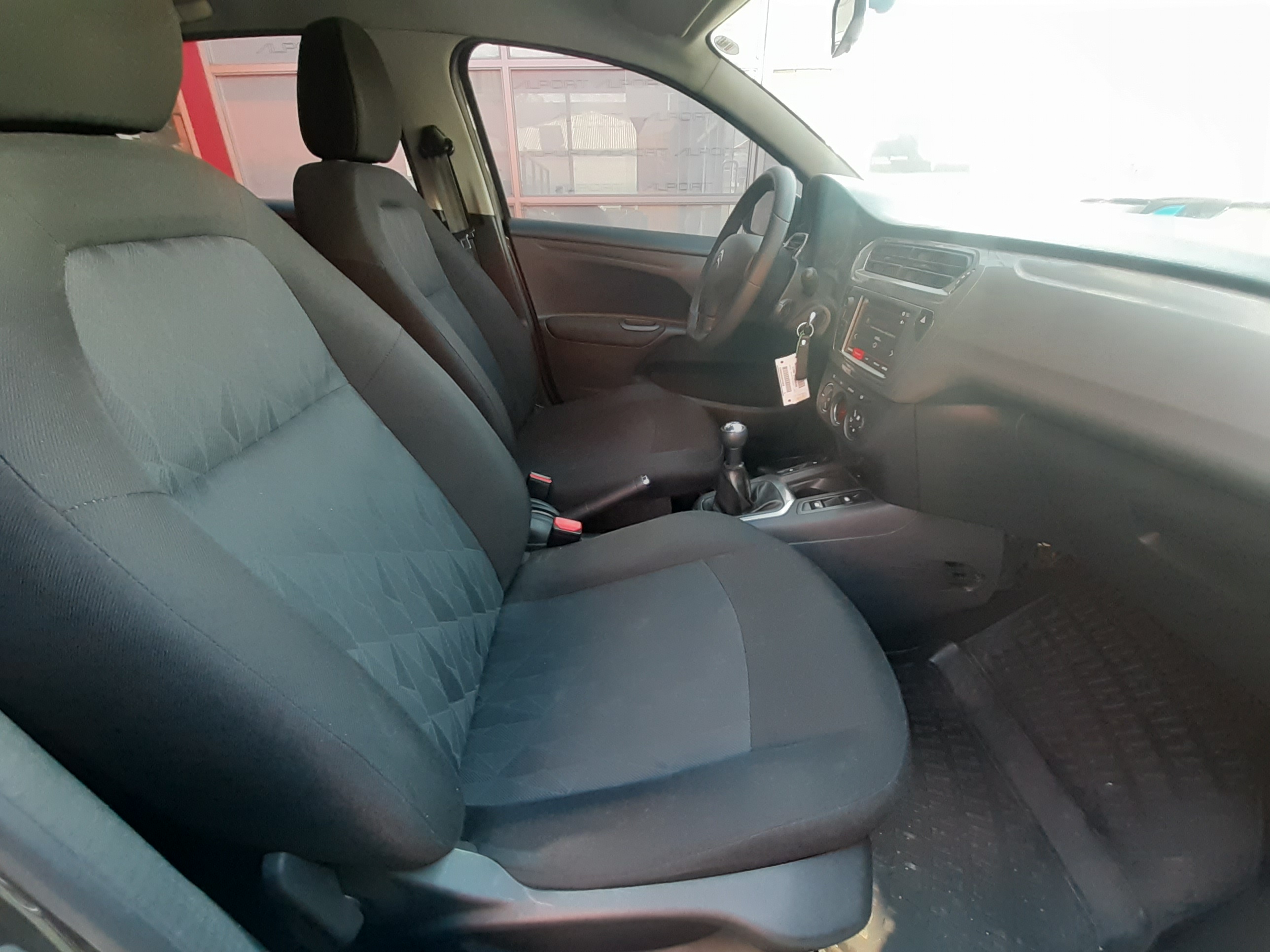 Citroën Celysee — foto 14 de 18