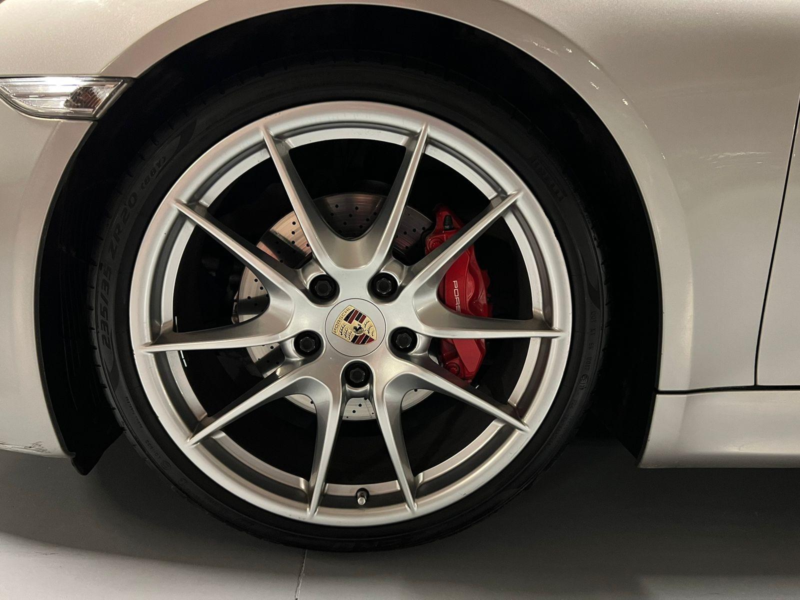 Porsche Boxster — foto 12 de 15