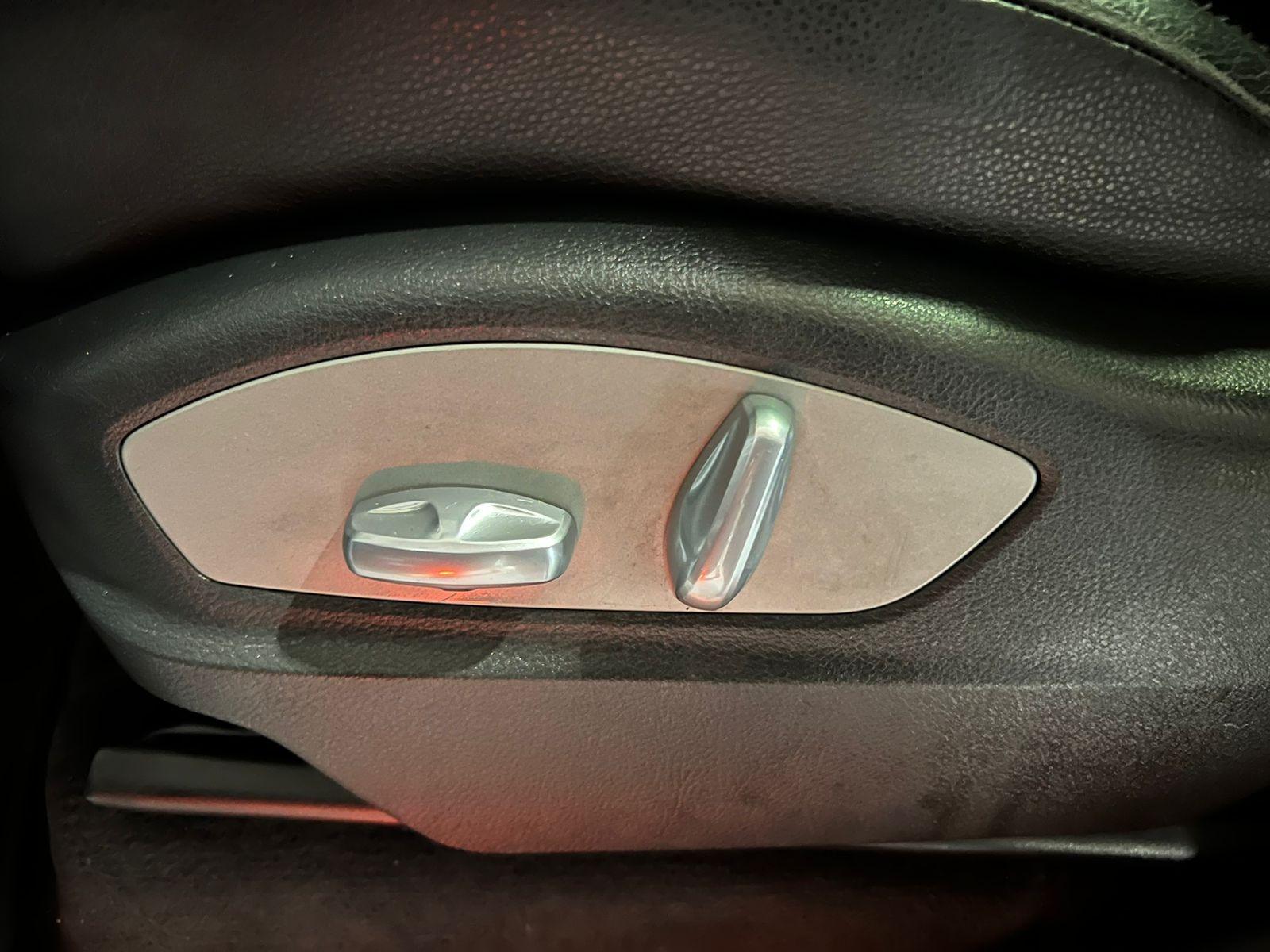 Porsche Cayenne — foto 4 de 14