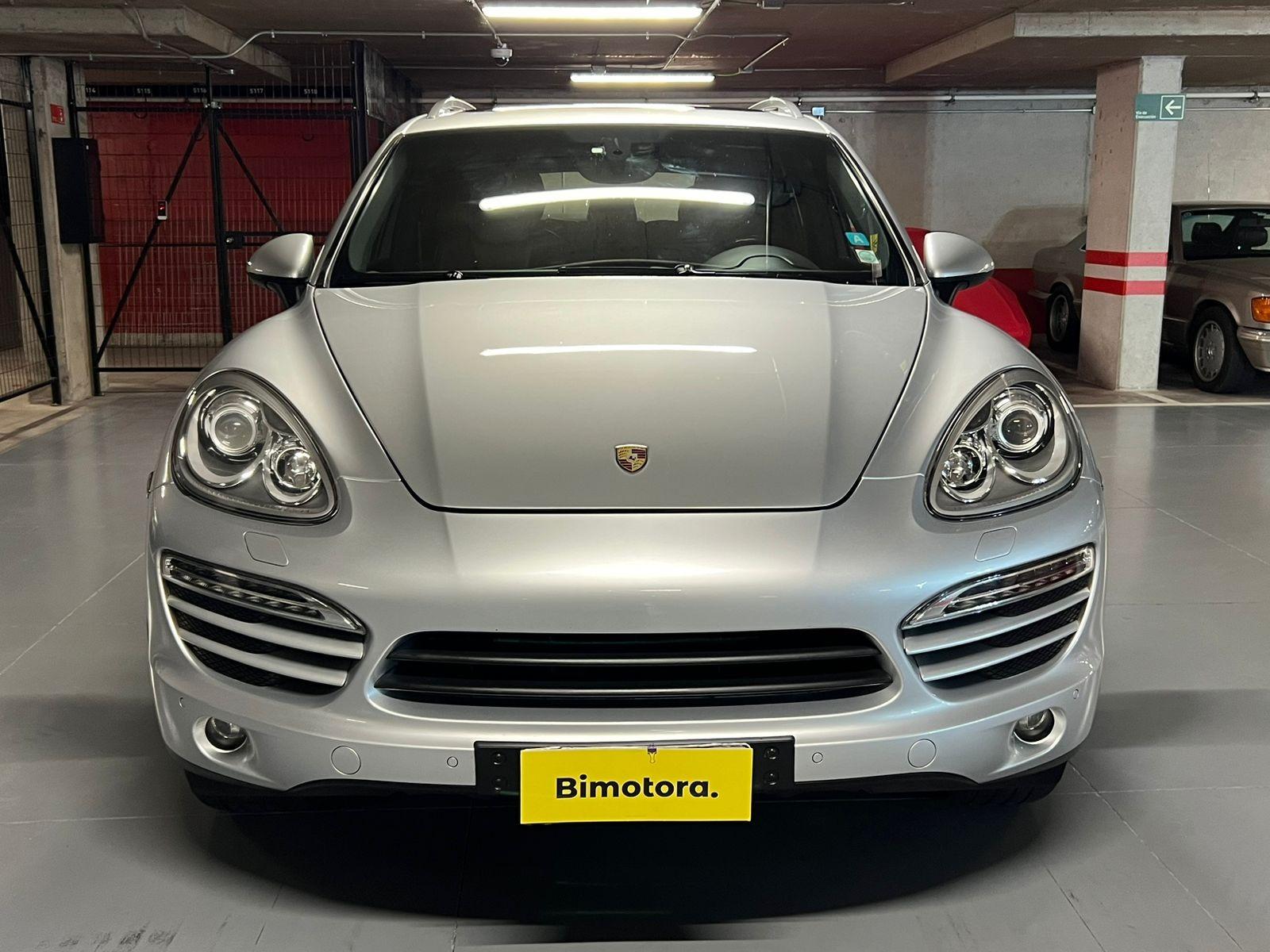 Porsche Cayenne — foto 2 de 14
