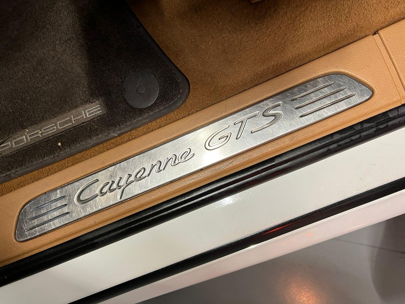 Porsche Cayenne — foto 3 de 19