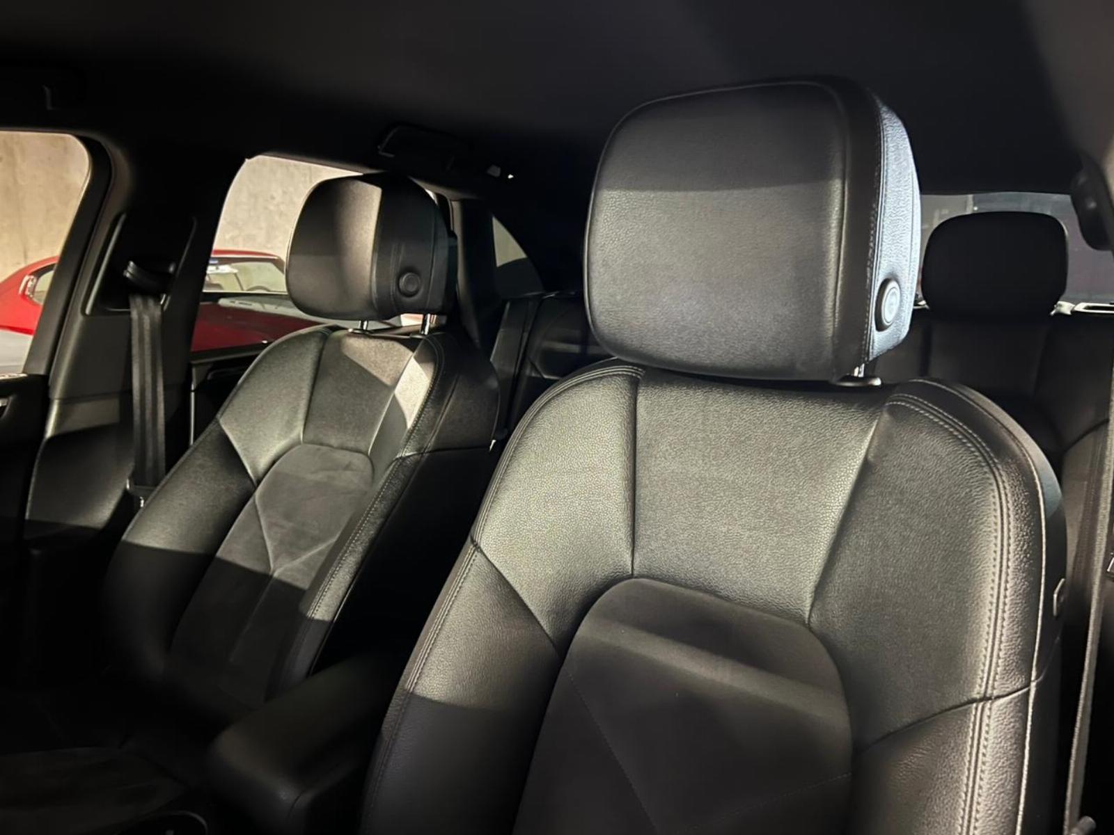 Porsche Macan — foto 6 de 15