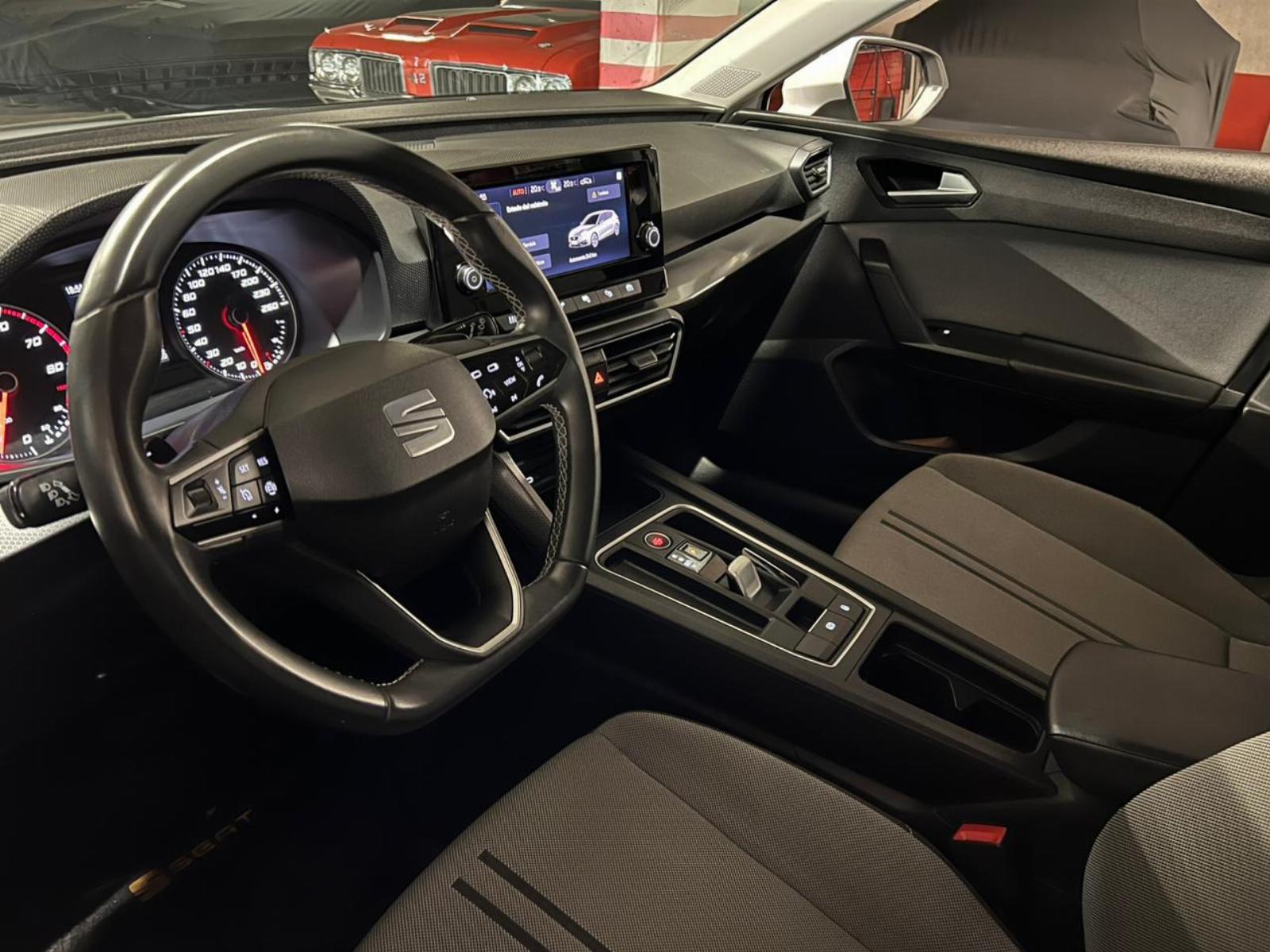 SEAT Leon — foto 14 de 17