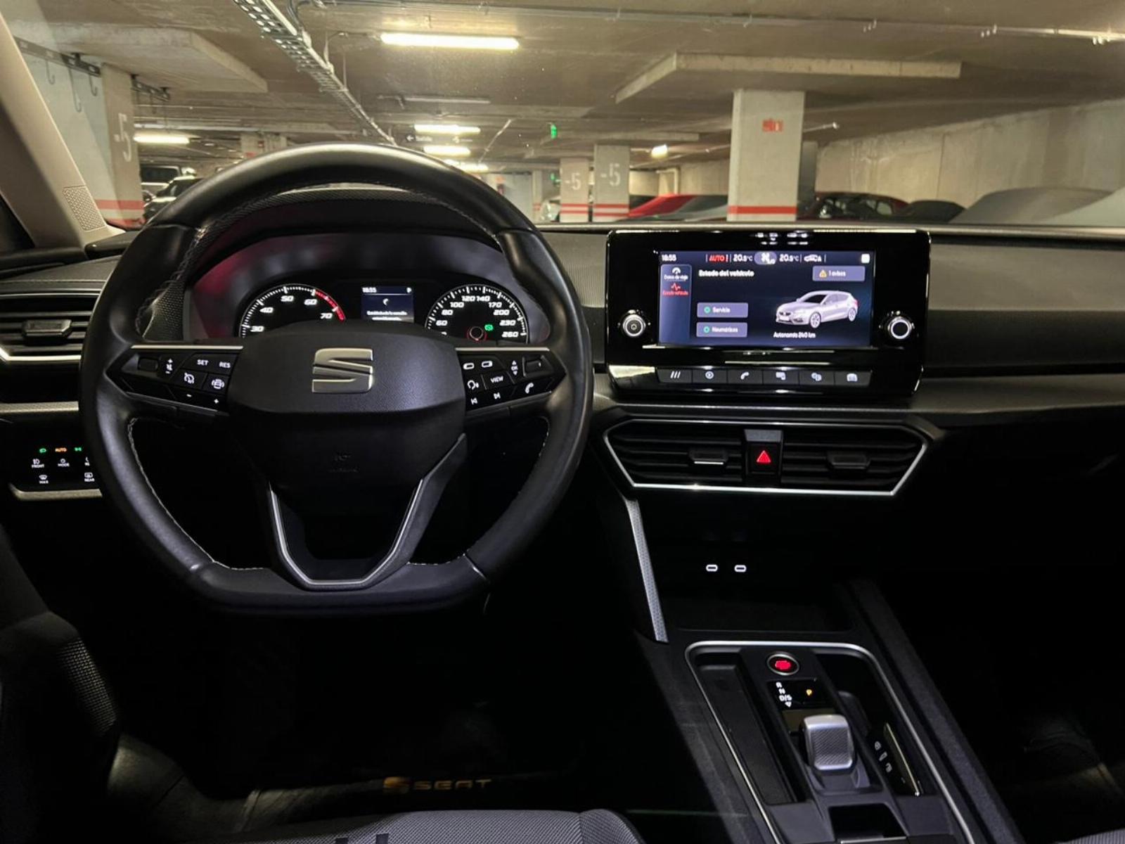 SEAT Leon — foto 13 de 17
