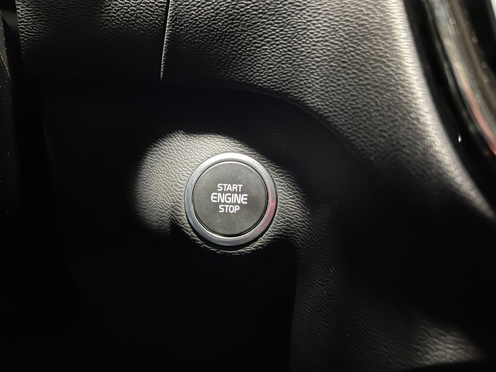 Volvo Xc40 — foto 9 de 16
