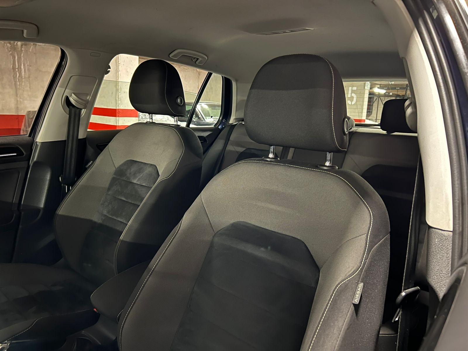 Volkswagen Golf — foto 4 de 16