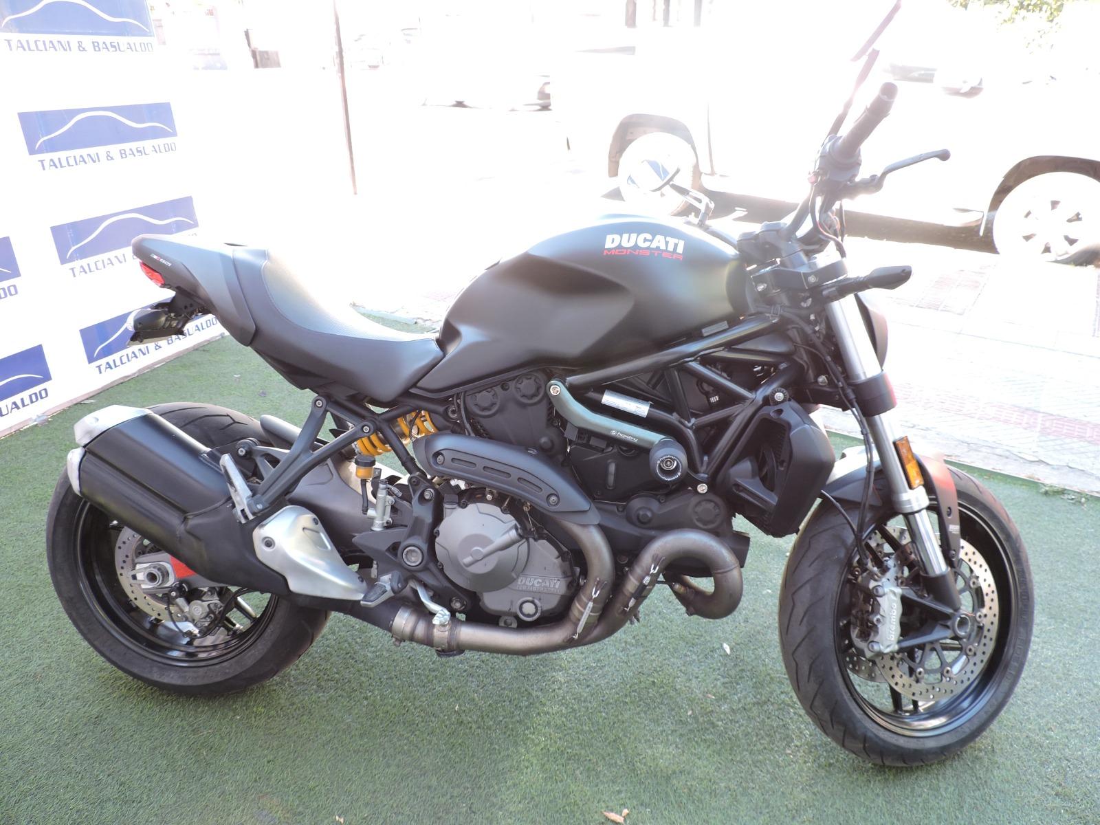 Ducati Monster — foto 5 de 7