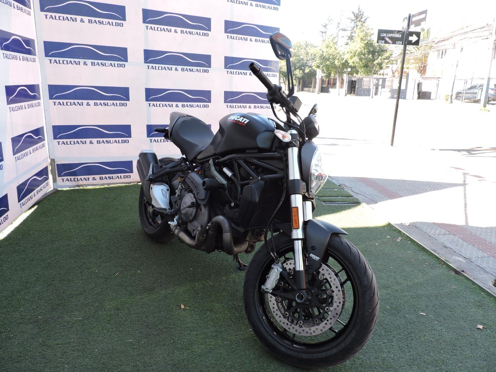 Ducati Monster — foto 3 de 7