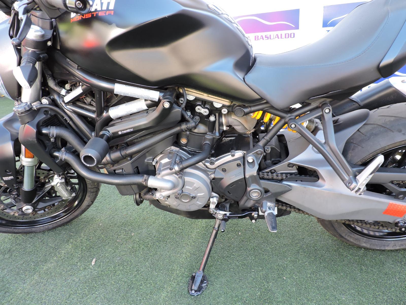 Ducati Monster — foto 7 de 7