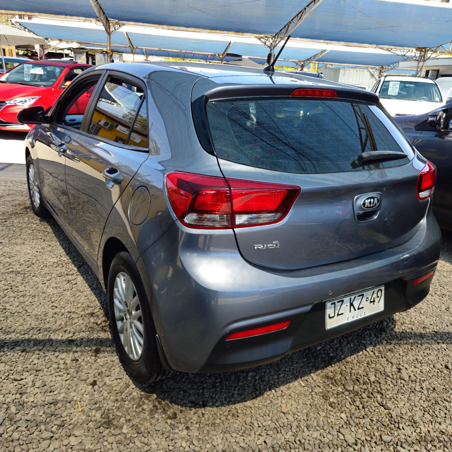 KIA Rio5 — foto 3 de 8