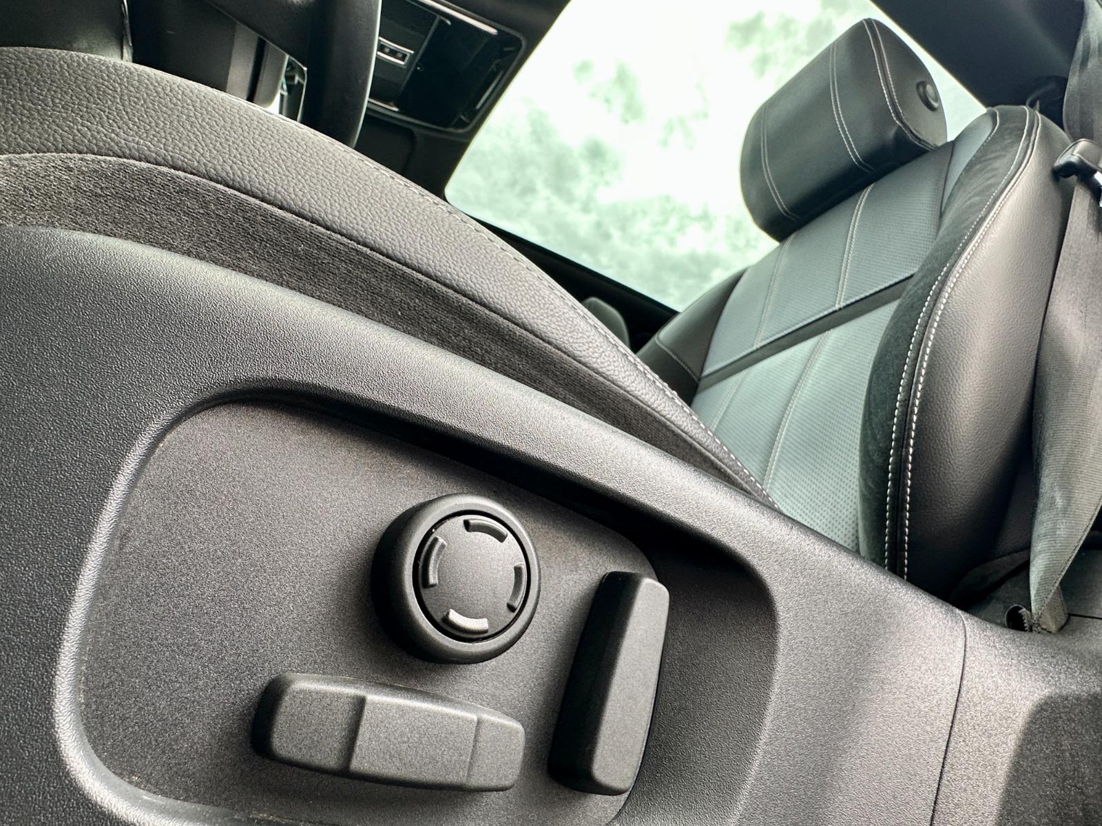 Land Rover Range Rover — foto 20 de 20