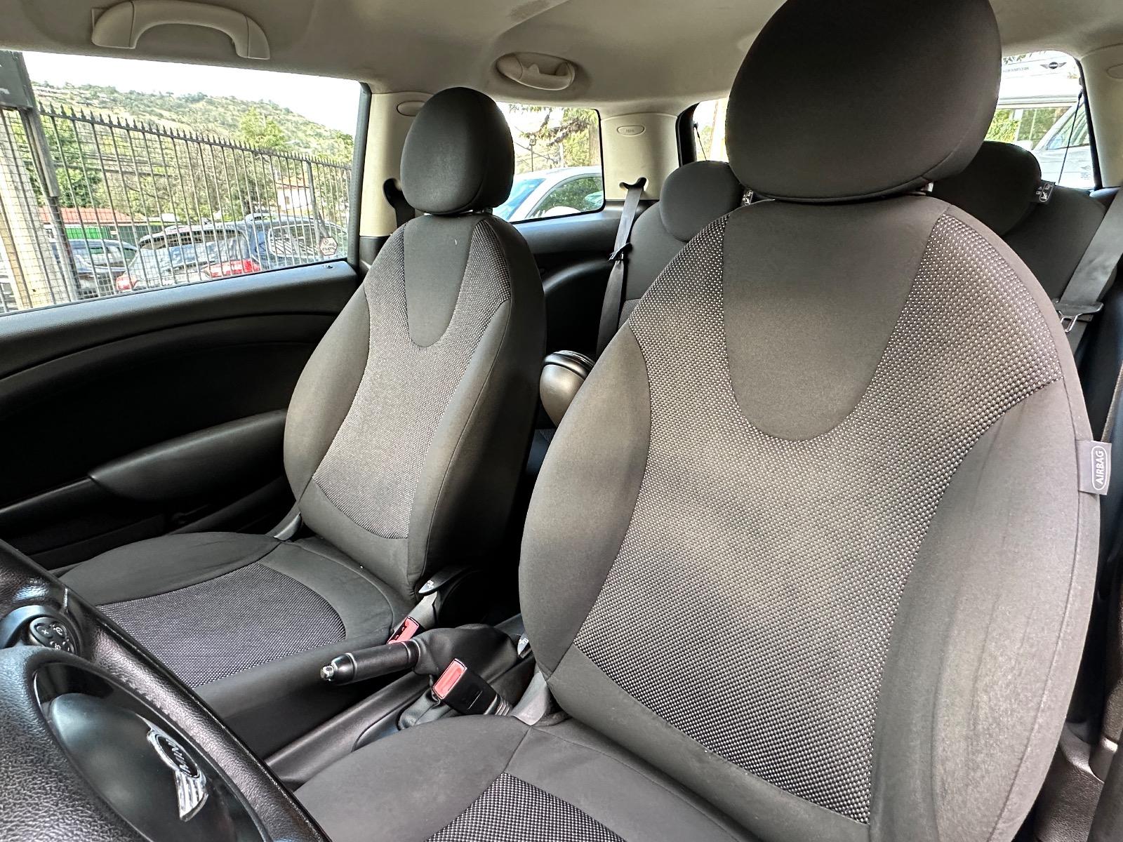 MINI Cooper — foto 18 de 20