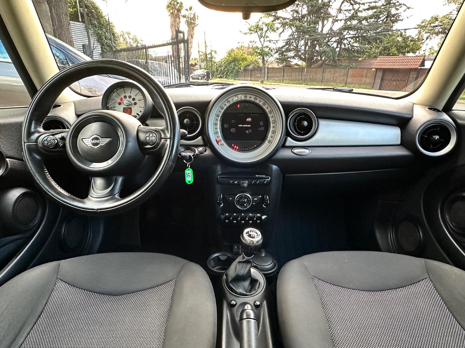 MINI Cooper — foto 14 de 20