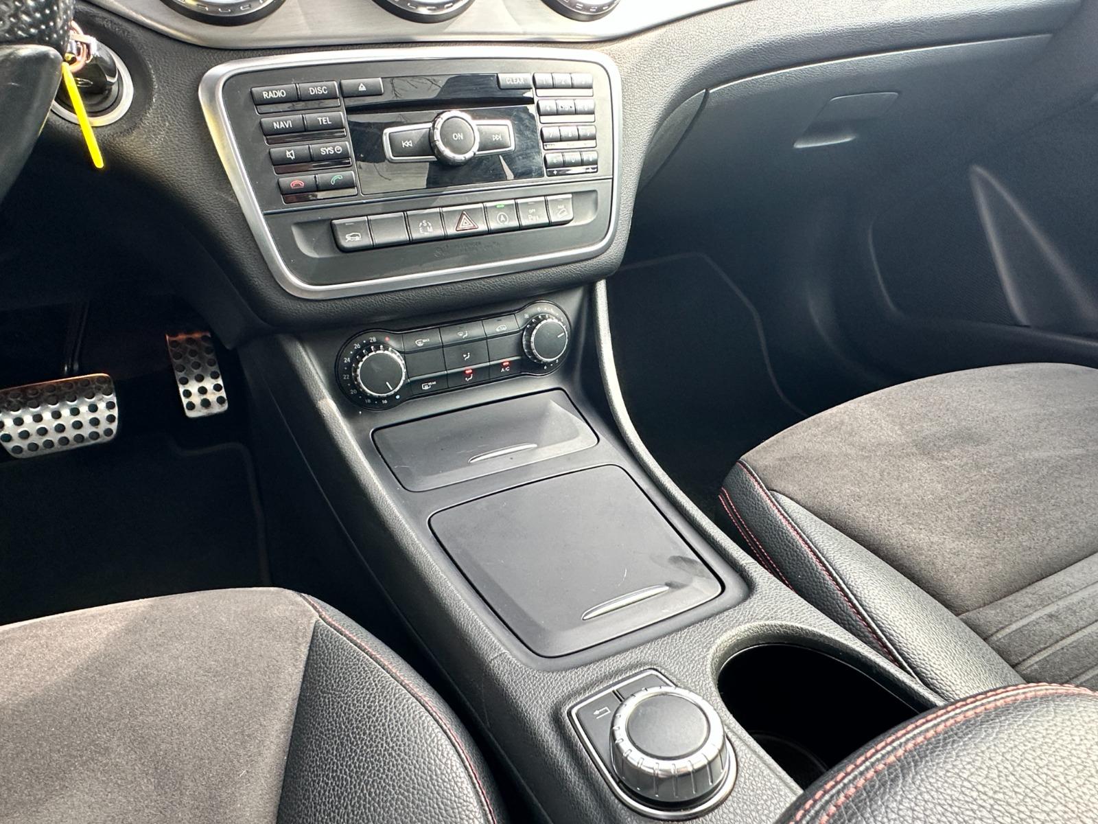 Mercedes-Benz Cla250 — foto 15 de 18