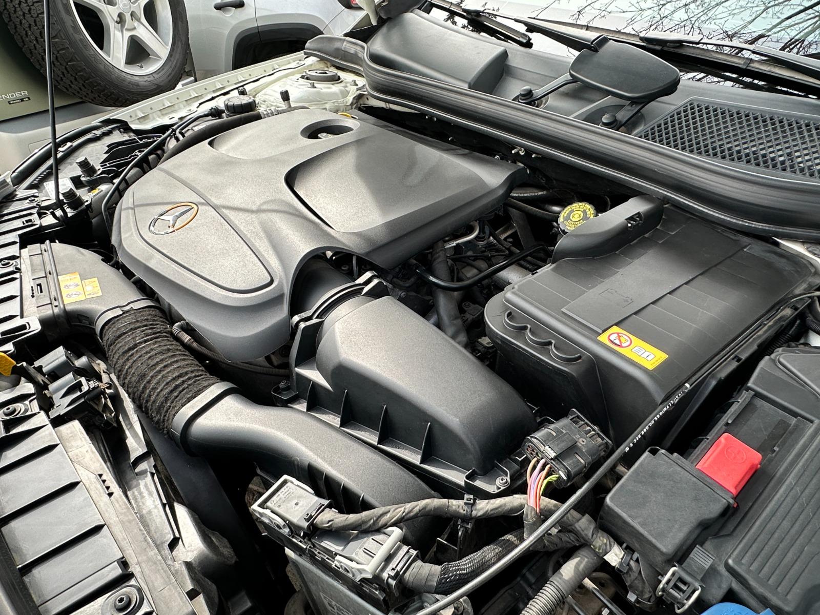 Mercedes-Benz Cla250 — foto 7 de 18