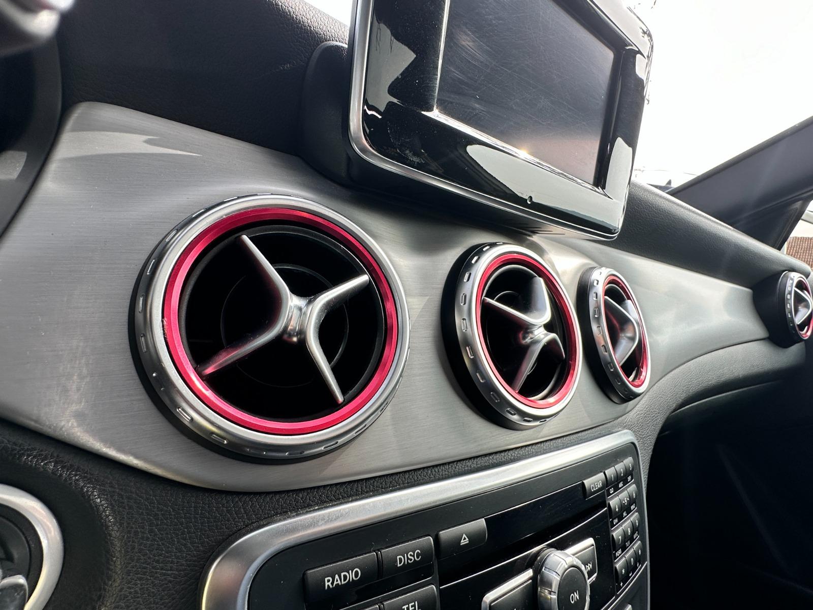Mercedes-Benz Cla250 — foto 13 de 18