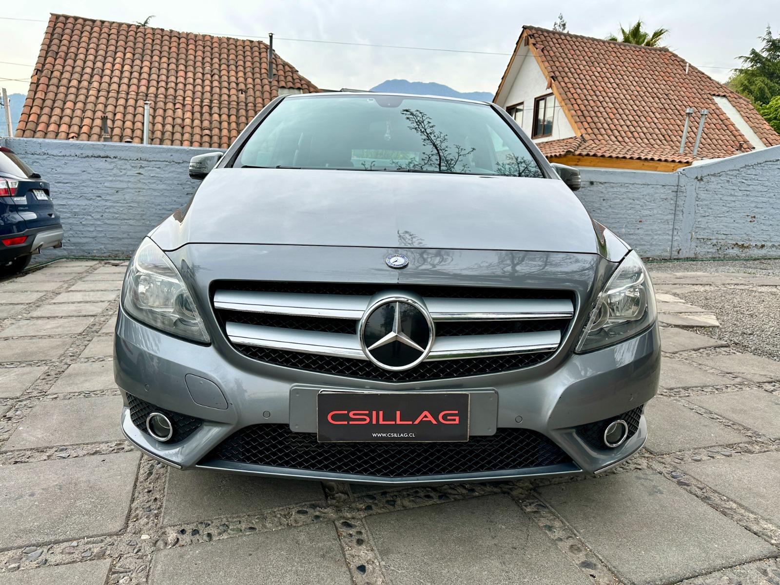 Mercedes-Benz B180 — foto 3 de 17