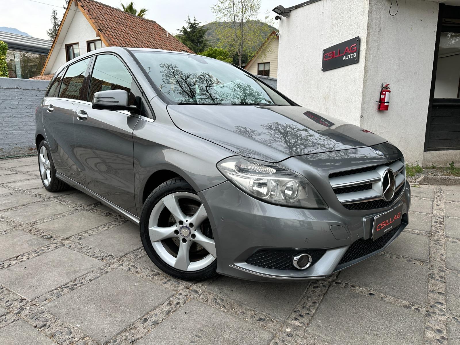 Mercedes-Benz B180
