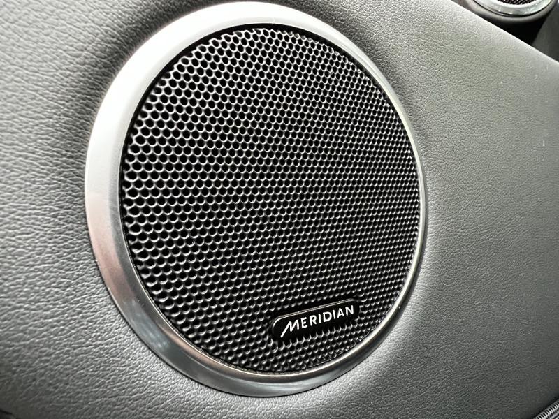 Land Rover Range Rover Sport — foto 17 de 19