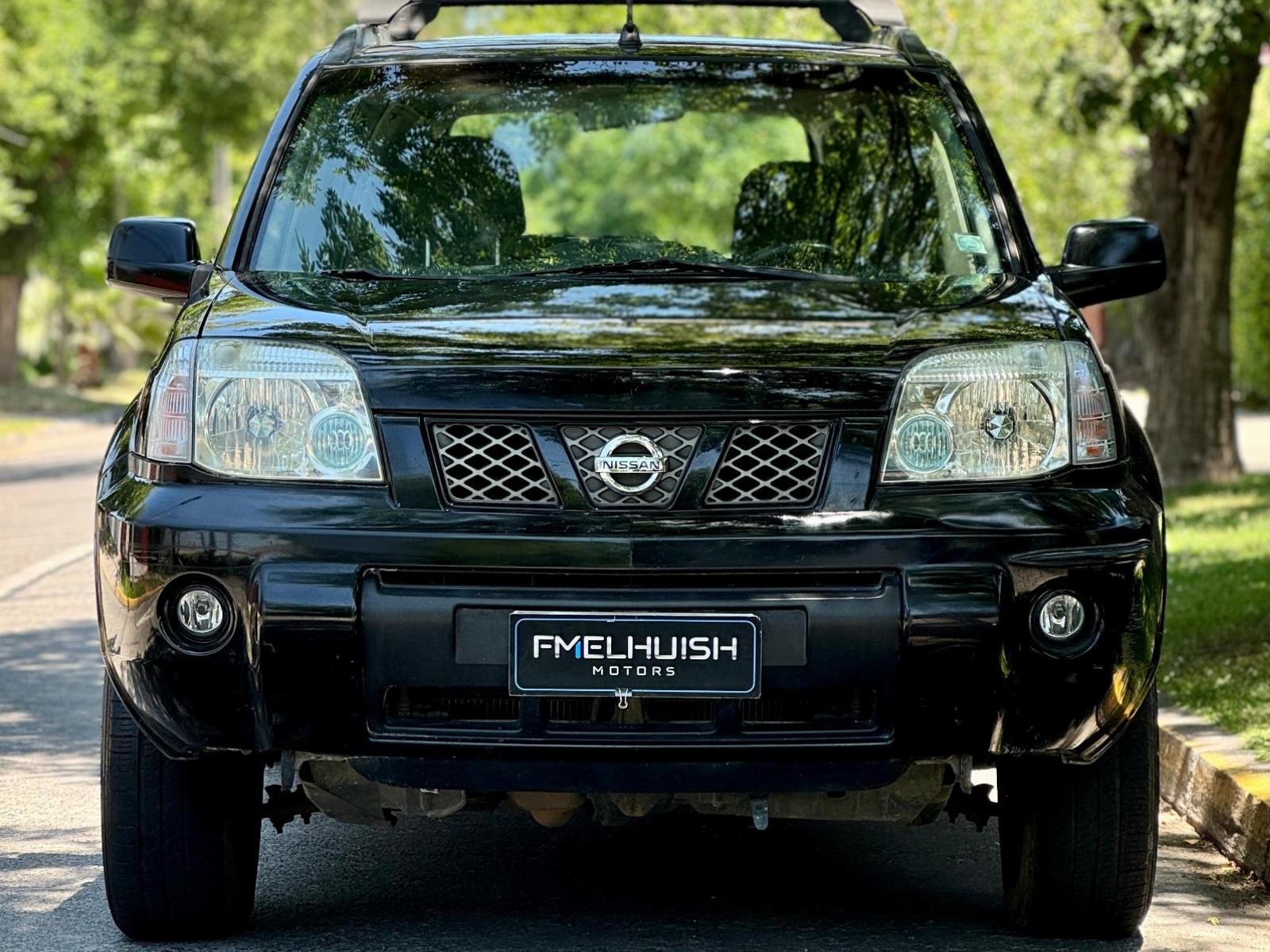 Nissan X-Trail — foto 2 de 11