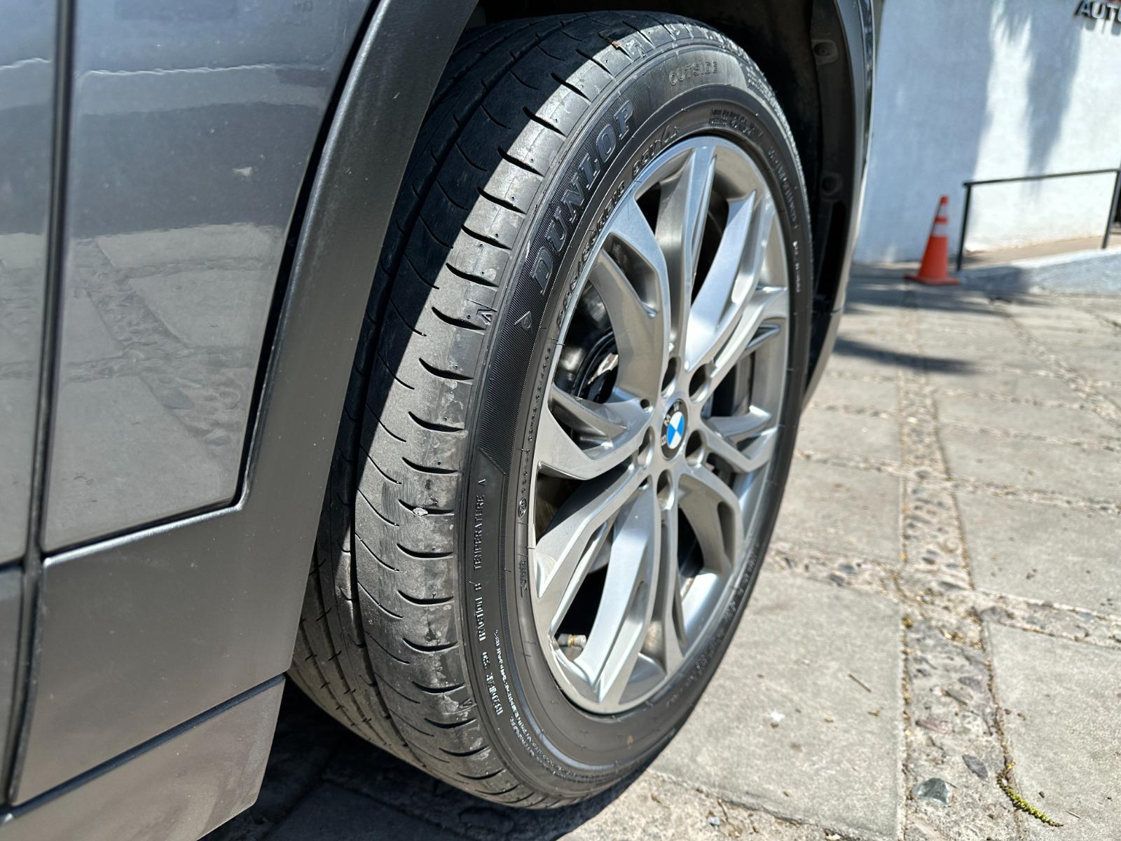 BMW X2 — foto 13 de 16