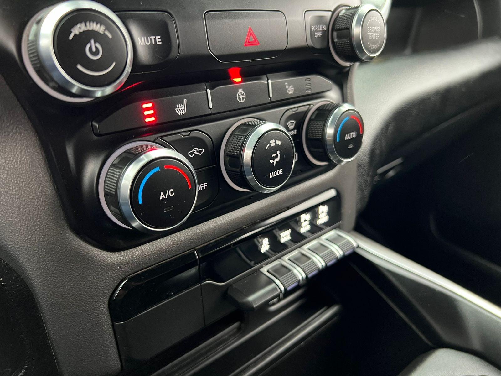 Dodge Ram 1500 — foto 8 de 19