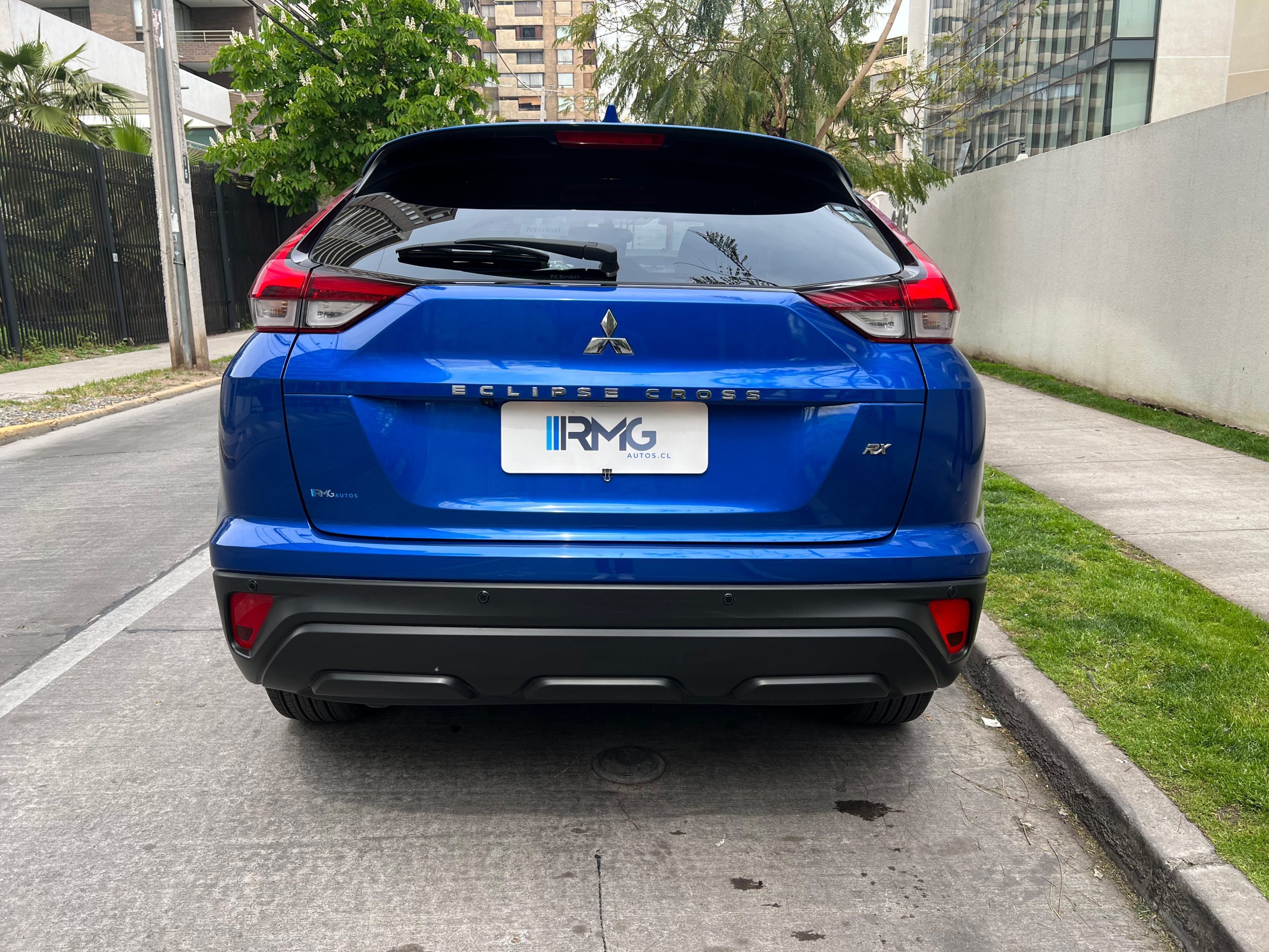 Mitsubishi Eclipse — foto 13 de 15