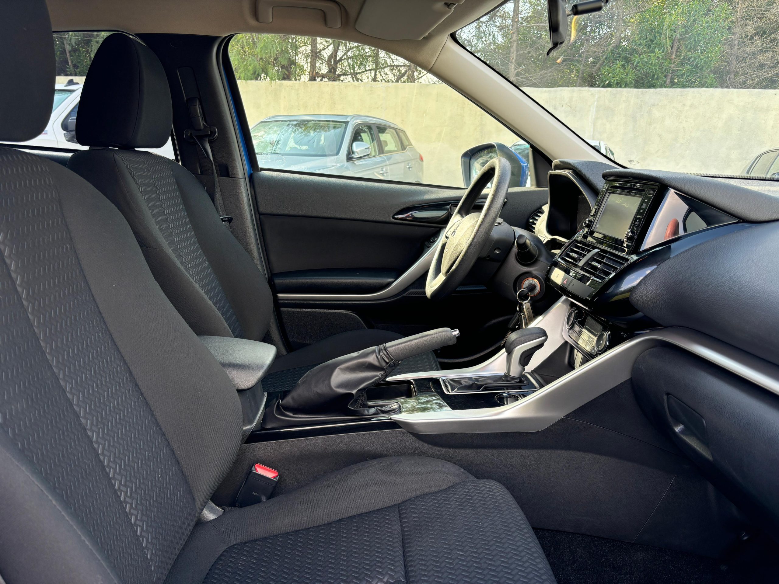 Mitsubishi Eclipse — foto 8 de 15
