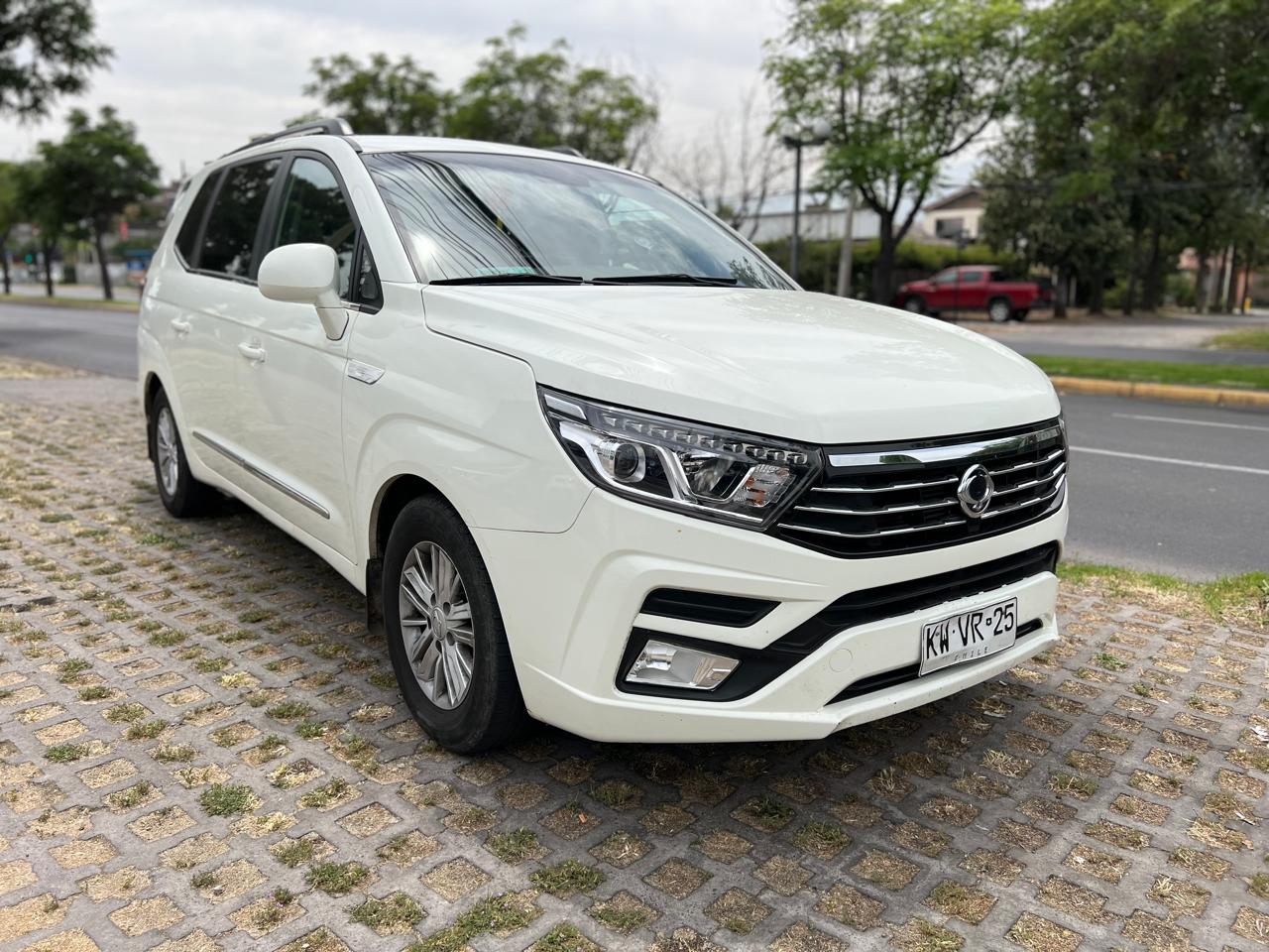 Ssangyong Stavic 2019