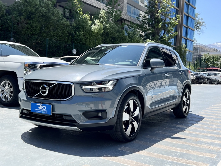 Volvo Xc40 — foto 2 de 20