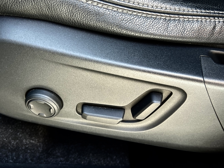 Volvo Xc40 — foto 6 de 20