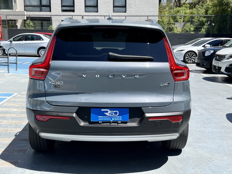 Volvo Xc40 — foto 19 de 20