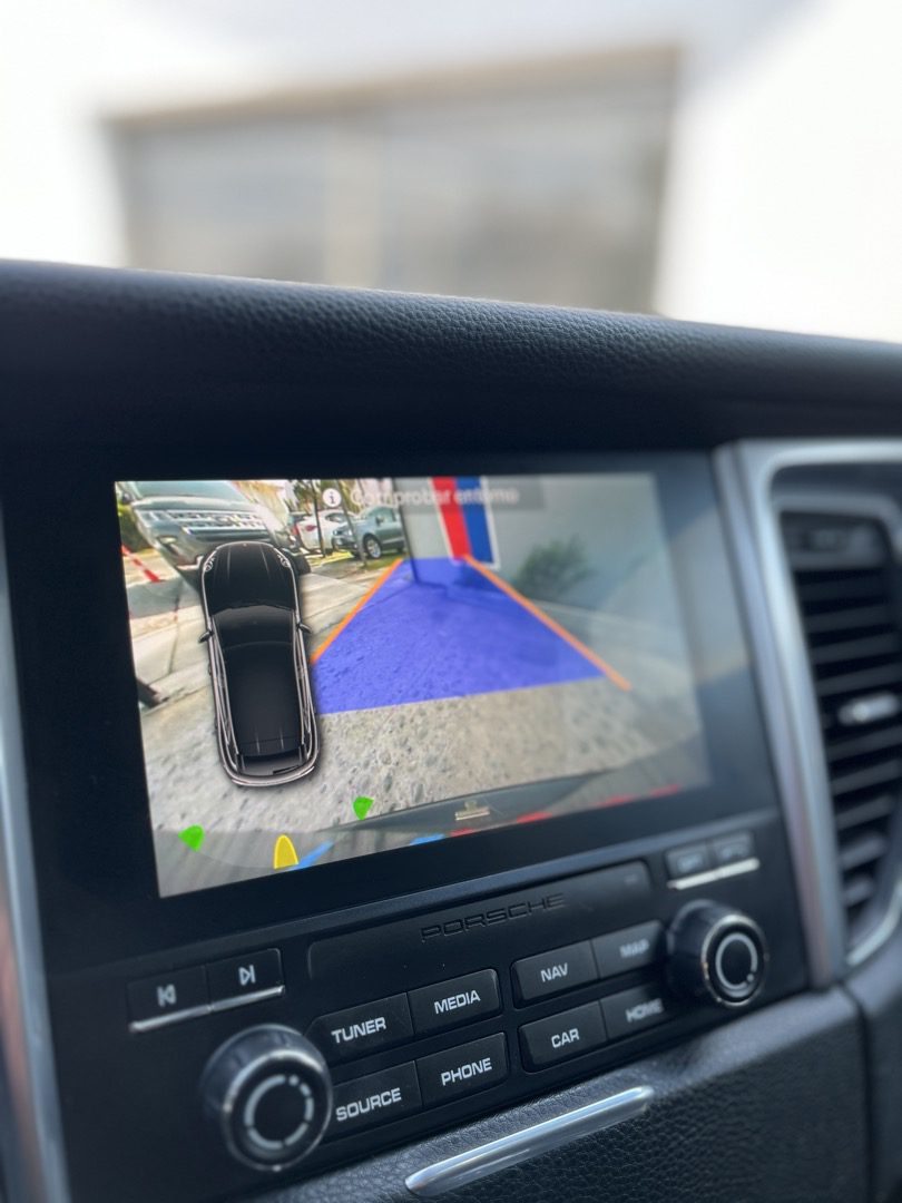 Porsche Macan — foto 7 de 17