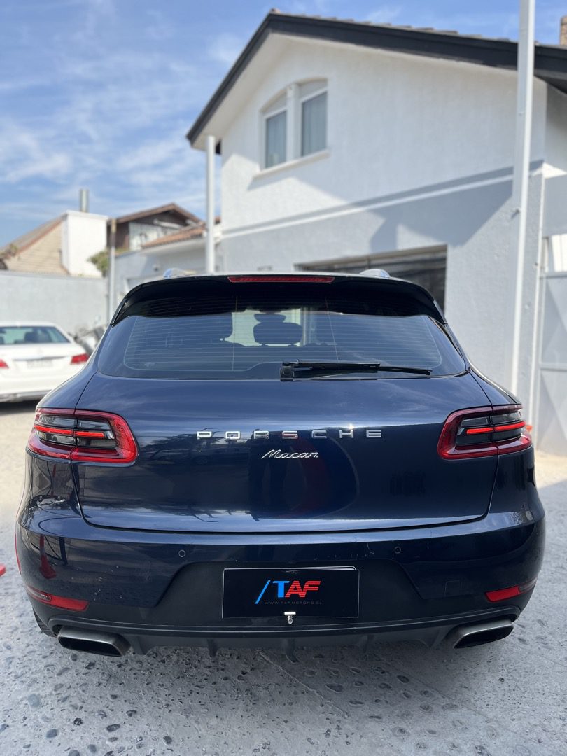 Porsche Macan — foto 16 de 17