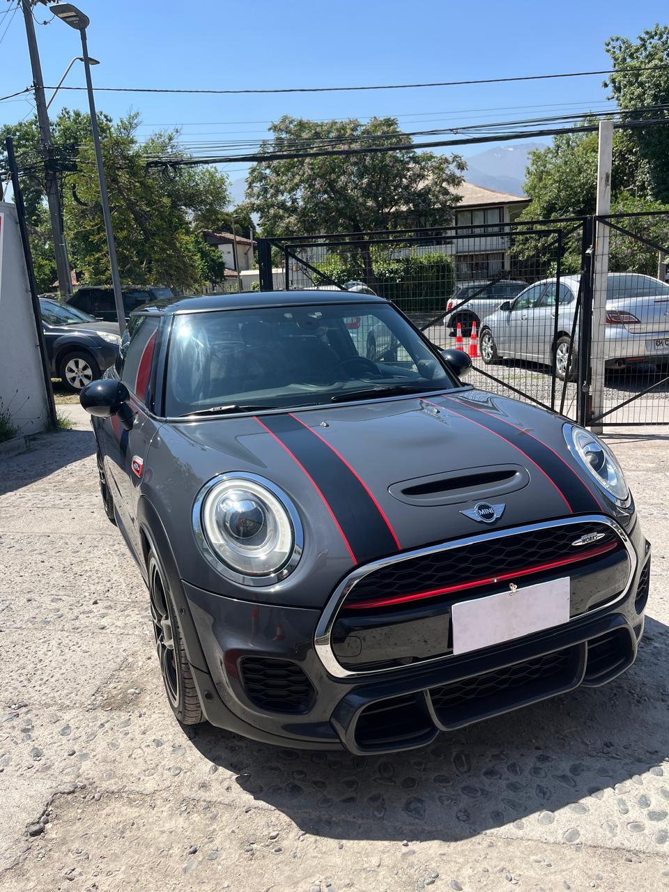 MINI F56