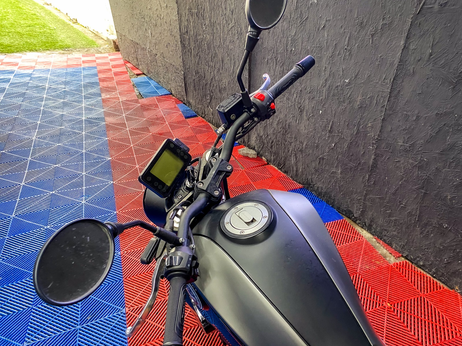 Benelli Leoncino 250 — foto 9 de 10