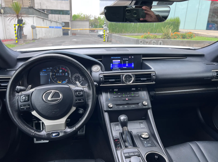 Lexus Rcf V8 — foto 11 de 20