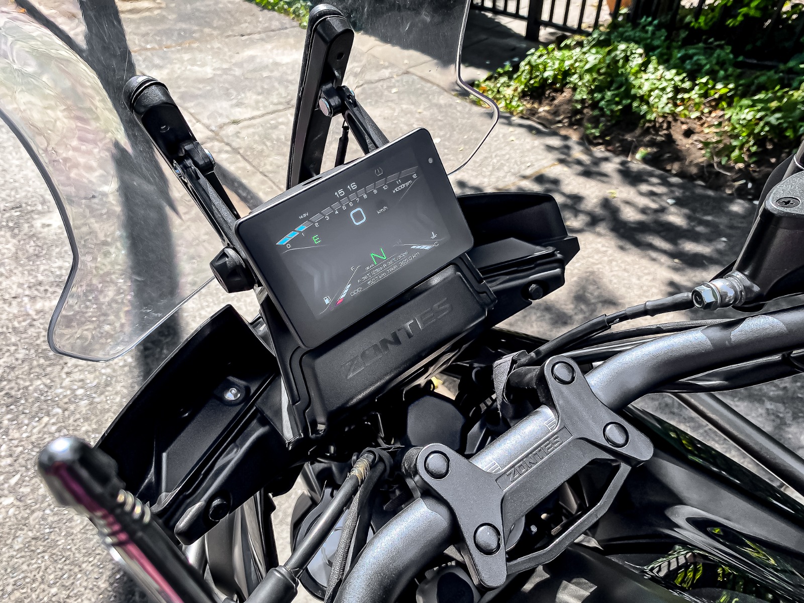 Zontes T350 Adventure — foto 5 de 13