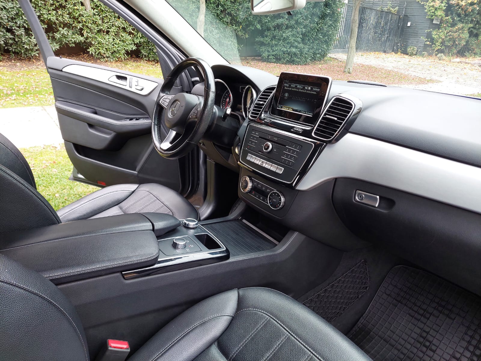 Mercedes-Benz Gle250 — foto 9 de 20