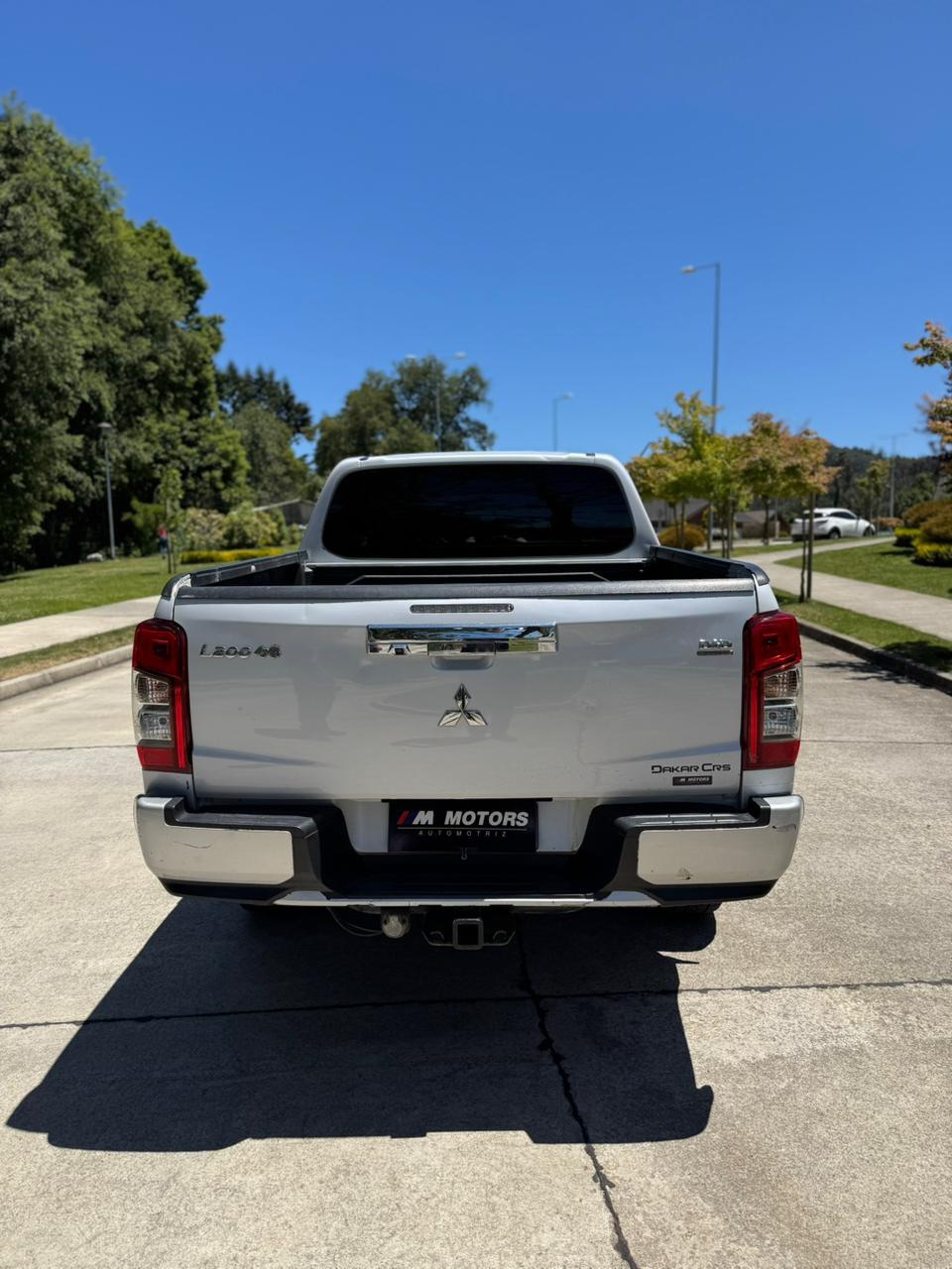 Mitsubishi L200 — foto 7 de 10