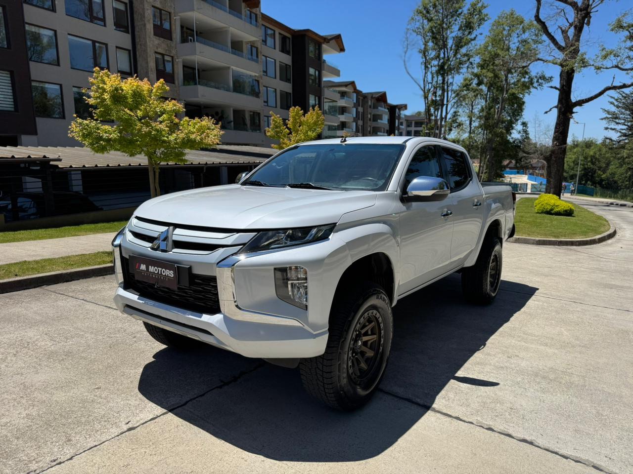 Mitsubishi L200