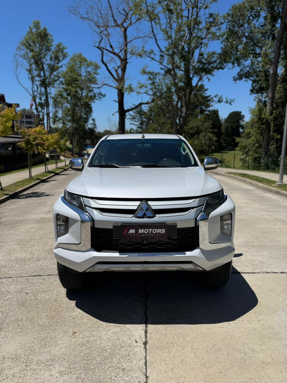 Mitsubishi L200 — foto 3 de 10