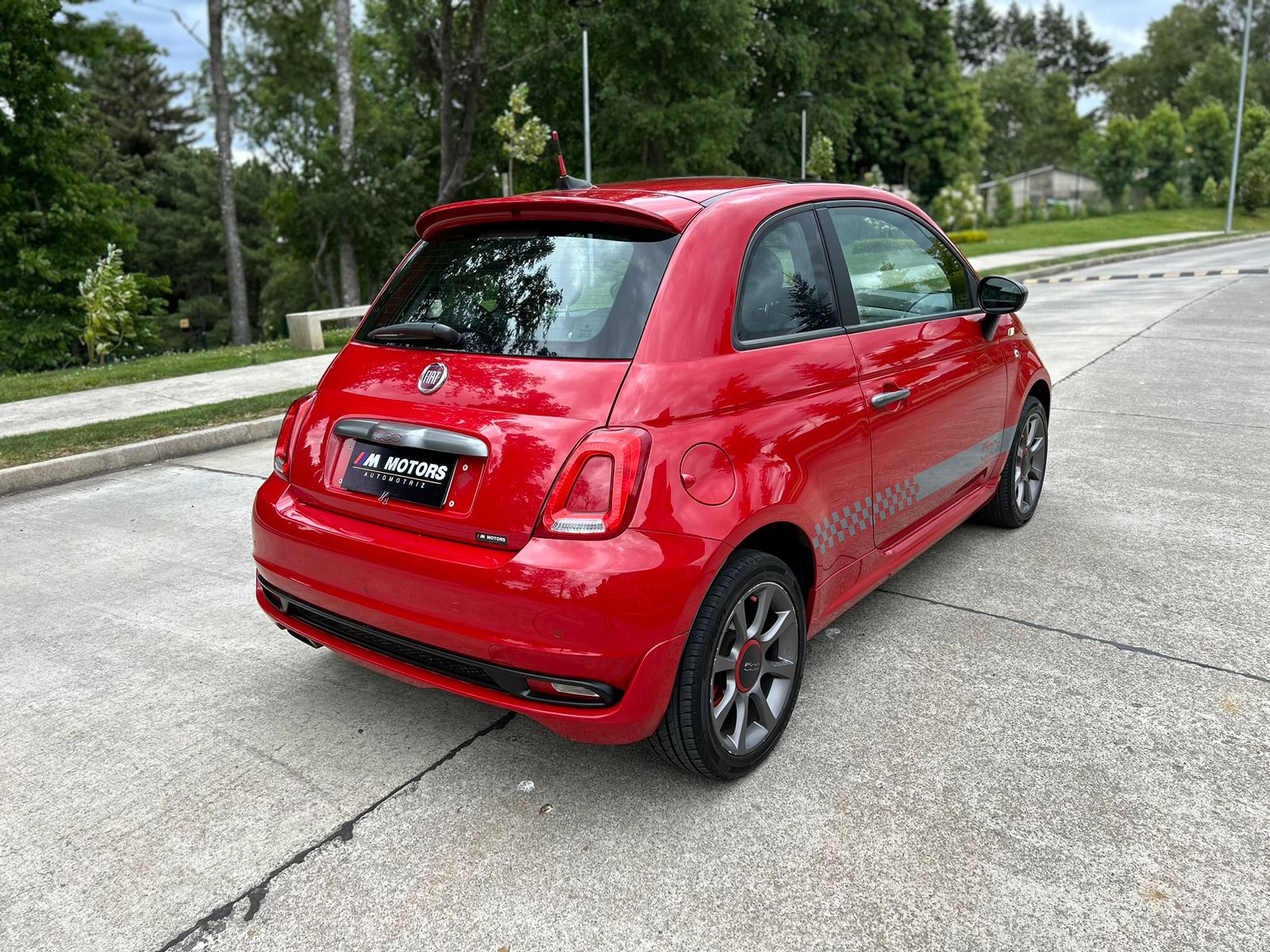 Fiat 500 — foto 8 de 10